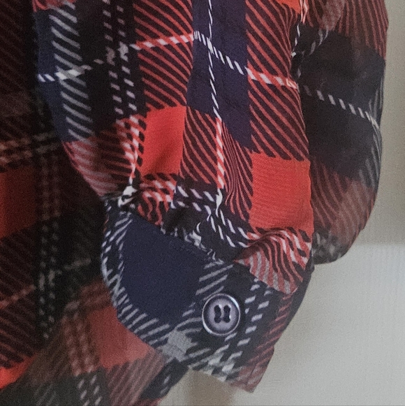 Xhilaration Plaid High-Low Blouse - Picture 3 of 6